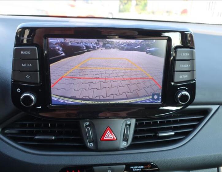 Hyundai i30 20