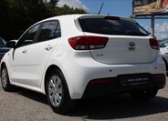KIA Rio 7