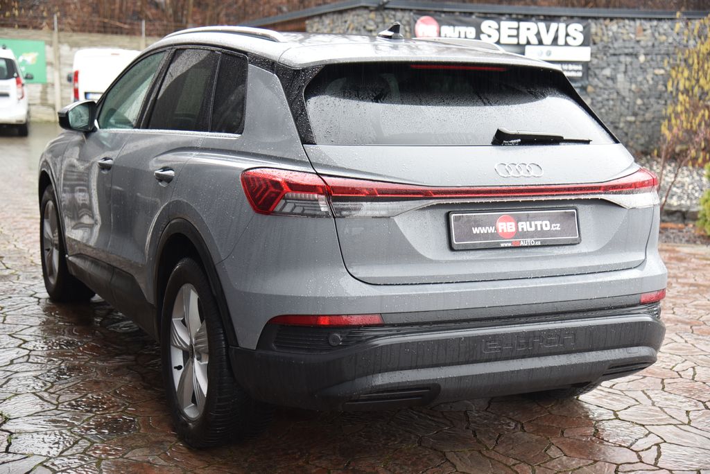 Audi Q4
