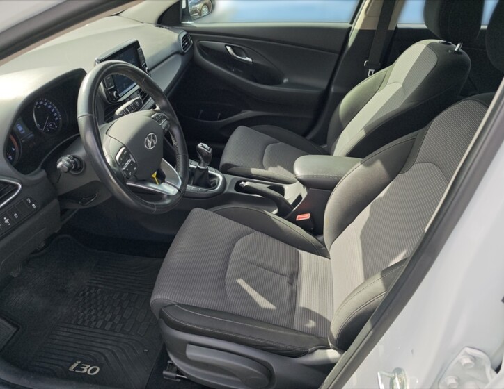 Hyundai i30 6