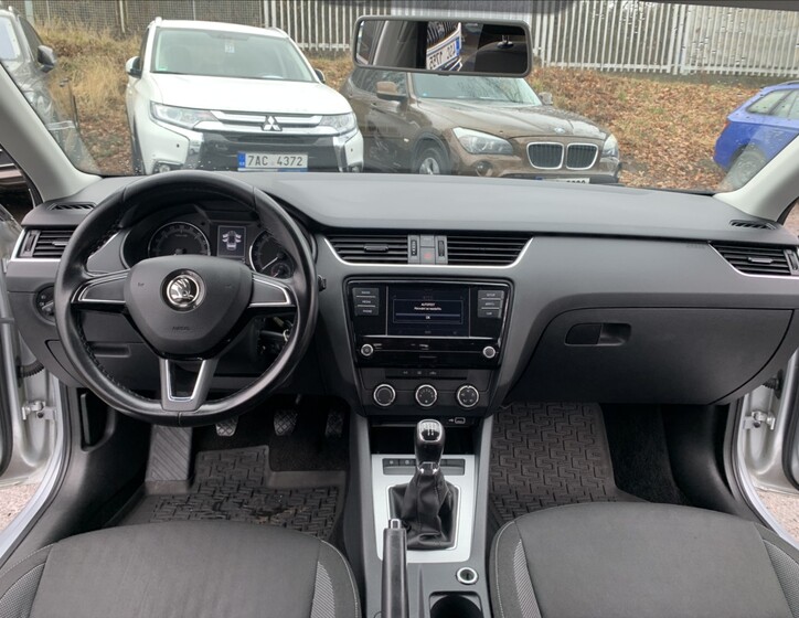 Škoda Octavia 9