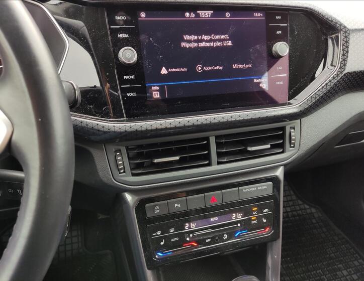 Volkswagen T-Cross 14
