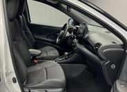 Toyota Yaris 9