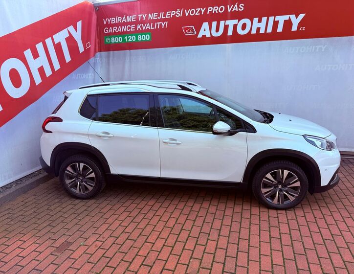 Peugeot 2008 6