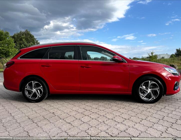 Hyundai i30 8