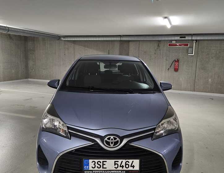 Toyota Yaris 1