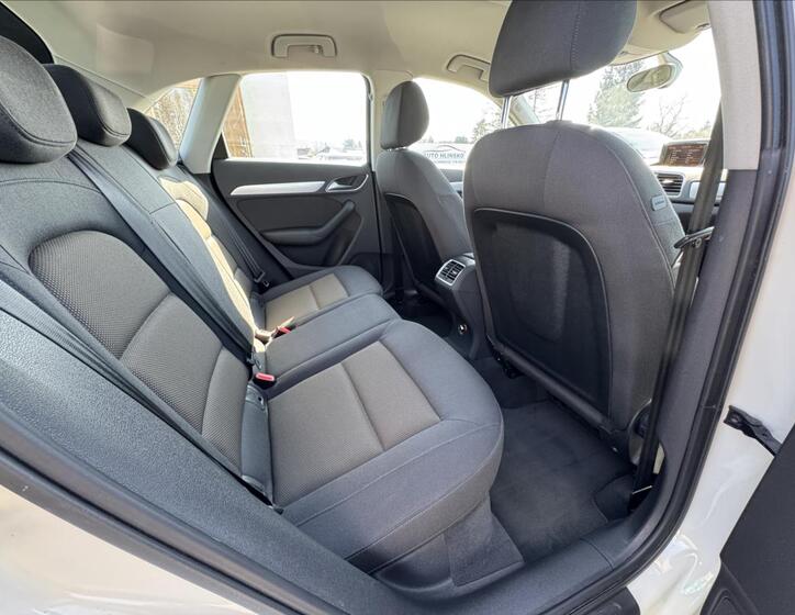 Audi Q3 14