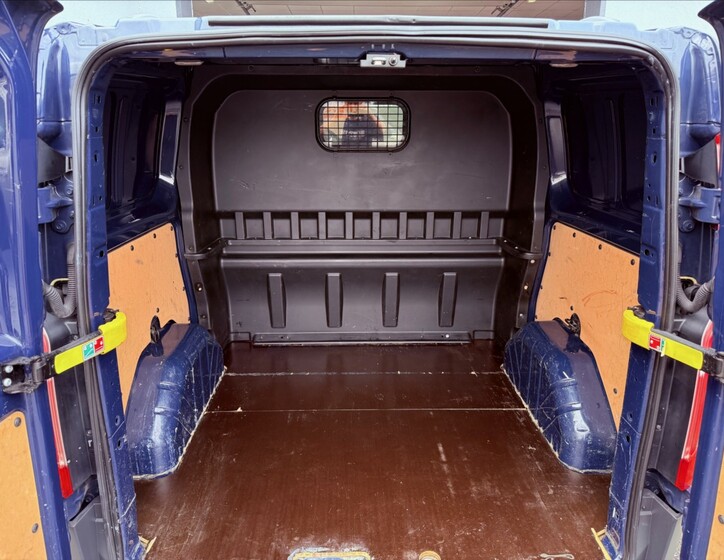 Ford Transit Custom 18