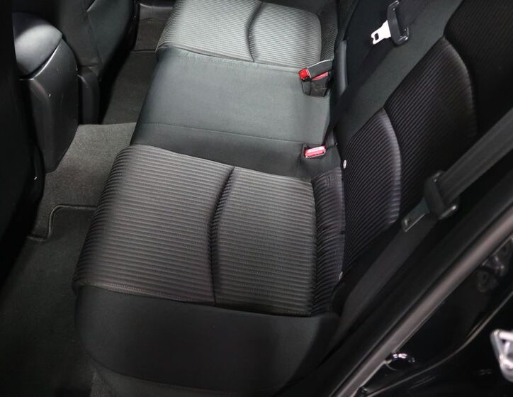 Mazda 3 10