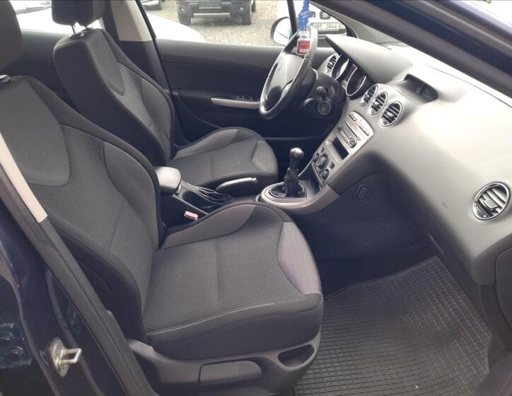 Peugeot 308 11