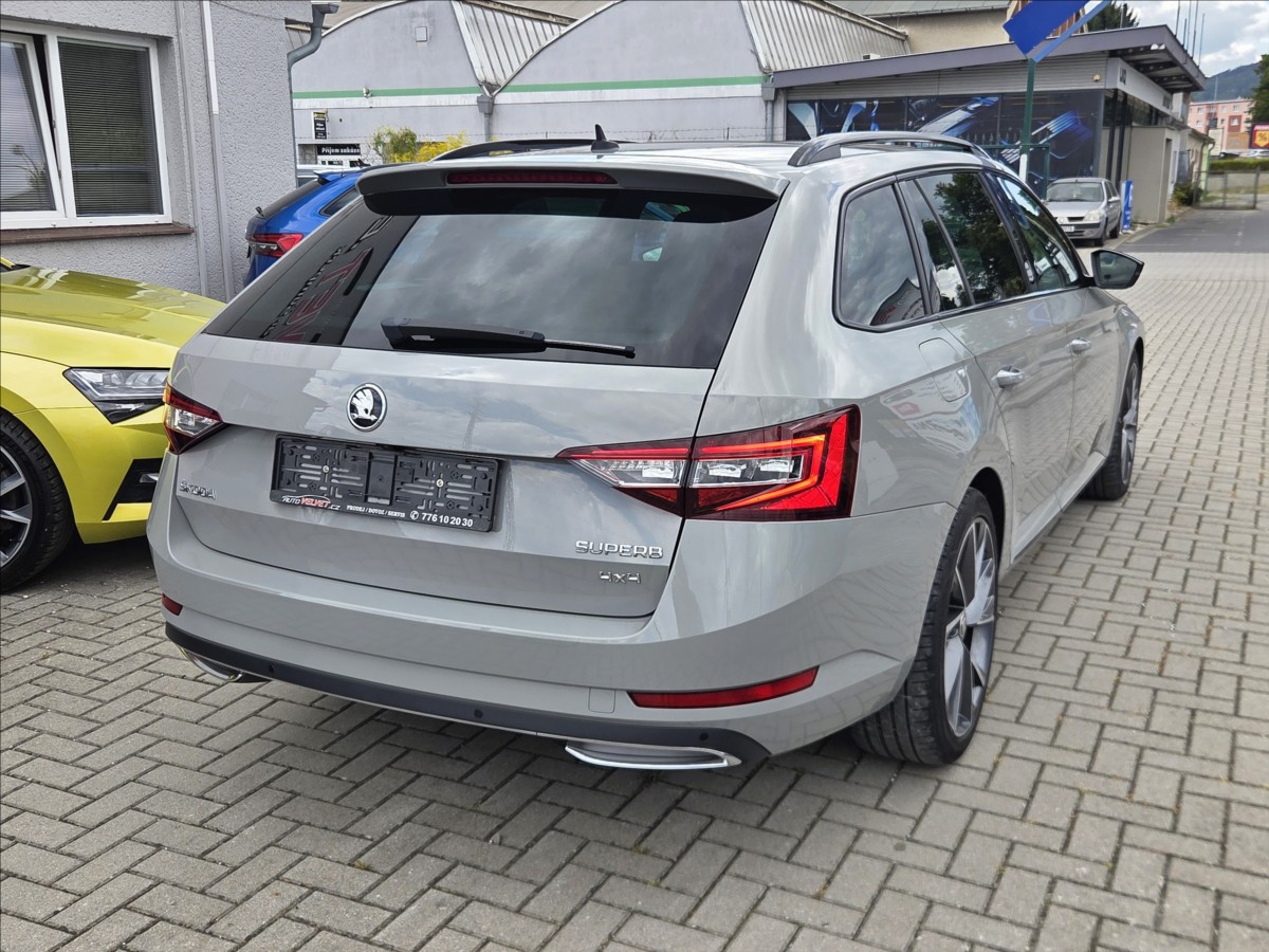Škoda Superb