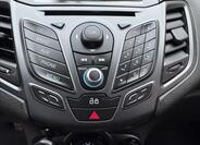 Ford Fiesta 33