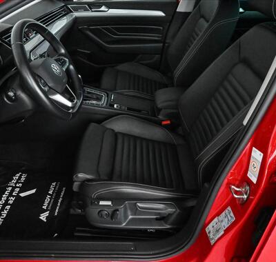 Volkswagen Passat 9