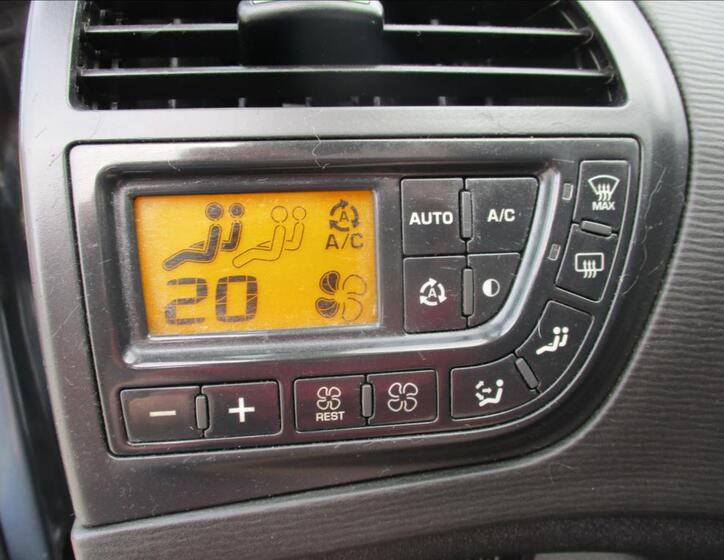 Citroën C4 Picasso 24