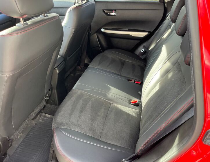 Suzuki Vitara 15