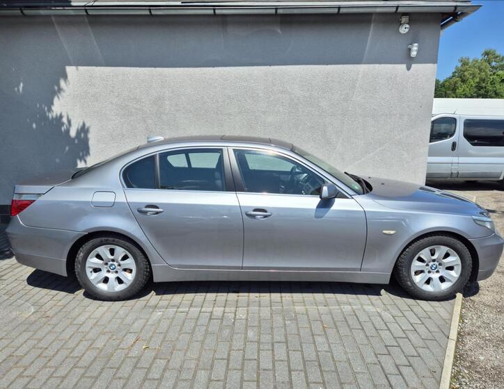 BMW Řada 5 8