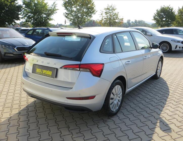 Škoda Scala 8