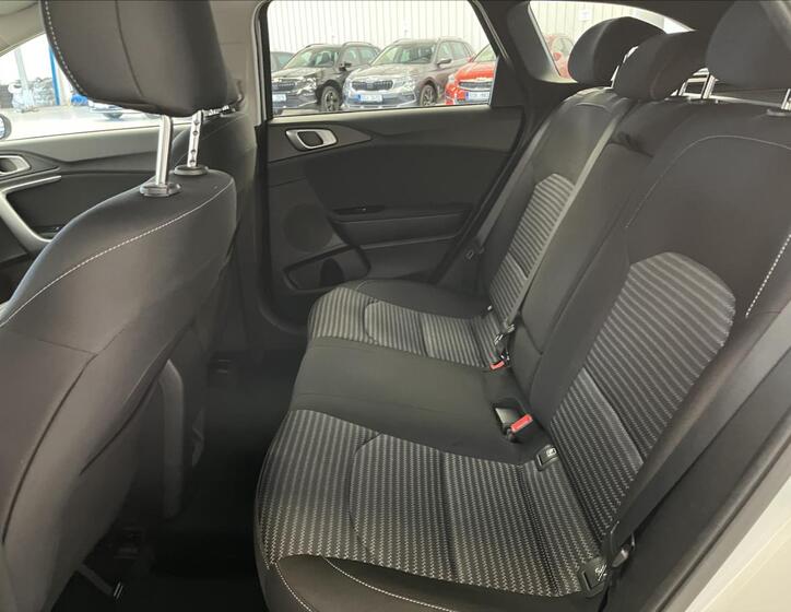 KIA Ceed 21