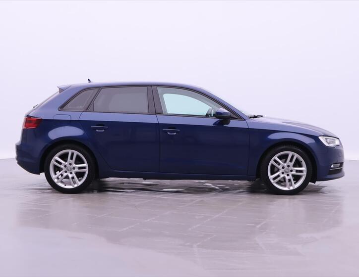 Audi A3 8