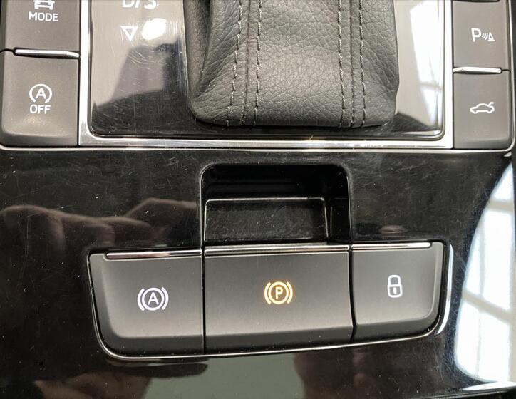 Škoda Superb 21