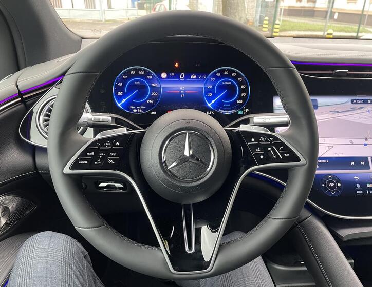 Mercedes-Benz EQS 9