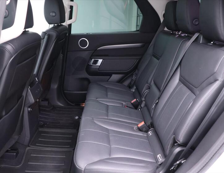 Land Rover Discovery 15