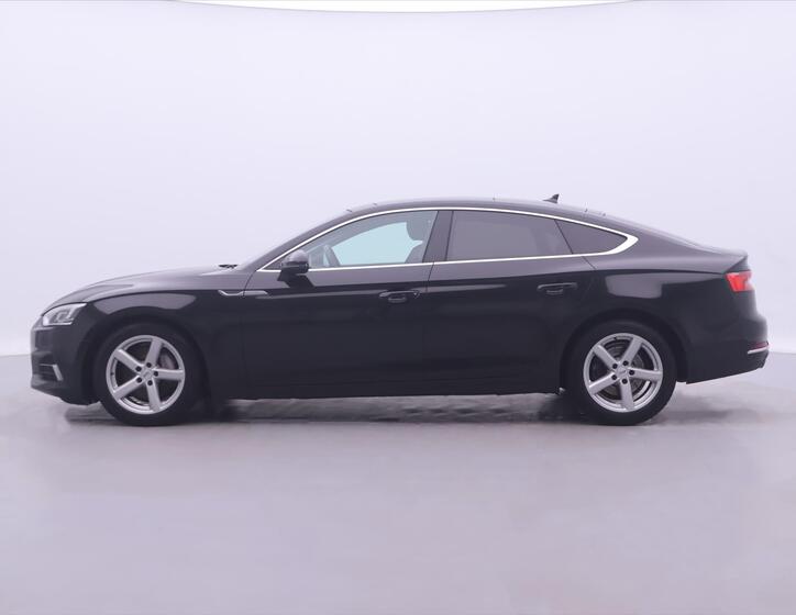 Audi A5 4