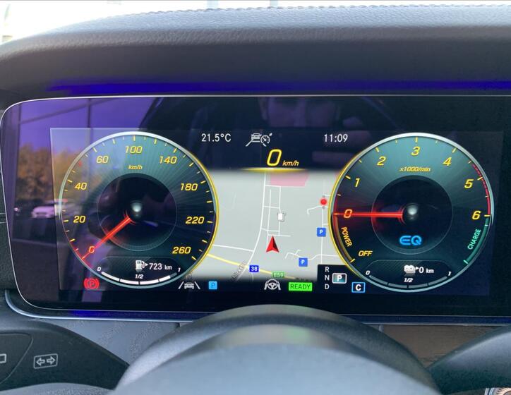 Mercedes-Benz Třídy E 12