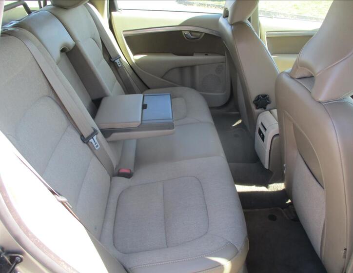 Volvo XC70 10