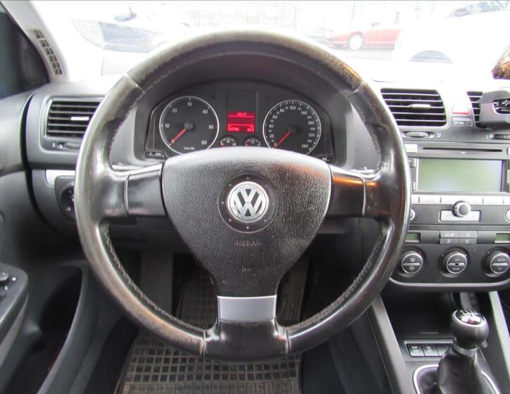Volkswagen Golf 12