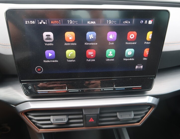 Cupra Formentor 33