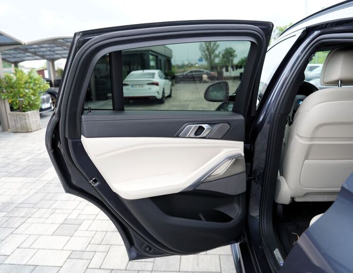BMW X6 21
