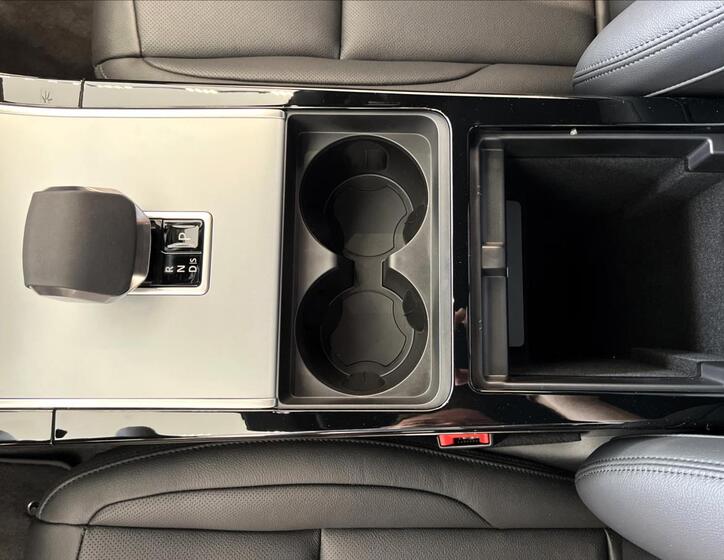 Land Rover Range Rover Evoque 32