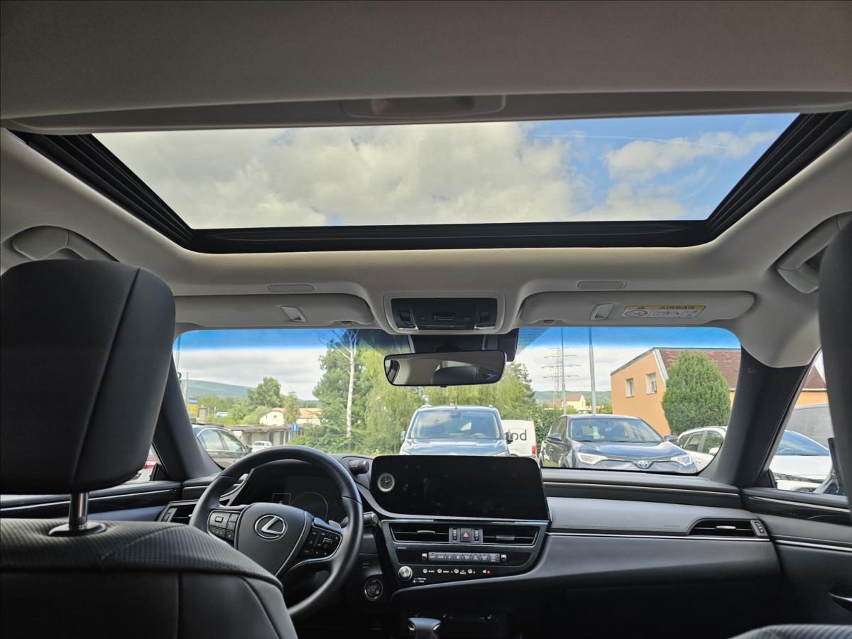Lexus ES 300h