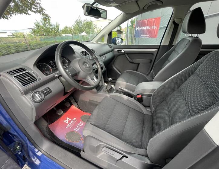 Volkswagen Touran 16
