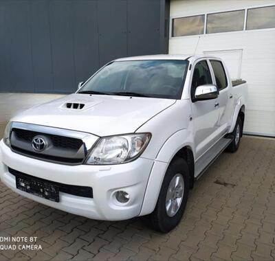Toyota Hilux 1