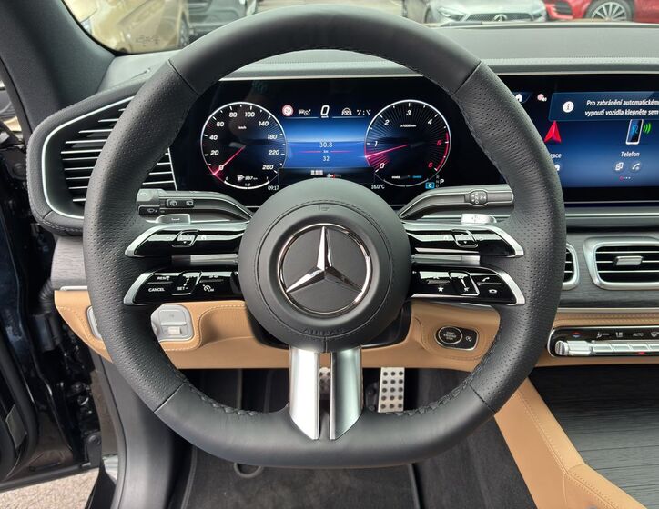 Mercedes-Benz GLS 18