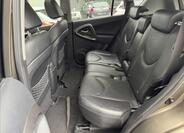 Toyota RAV4 31