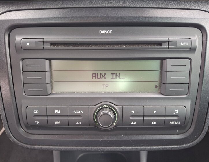 Škoda Roomster 8