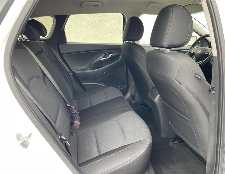 Hyundai i30 9