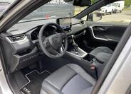 Toyota RAV4 13