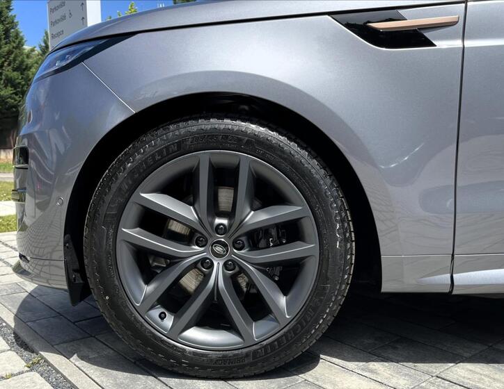 Land Rover Range Rover Sport 3