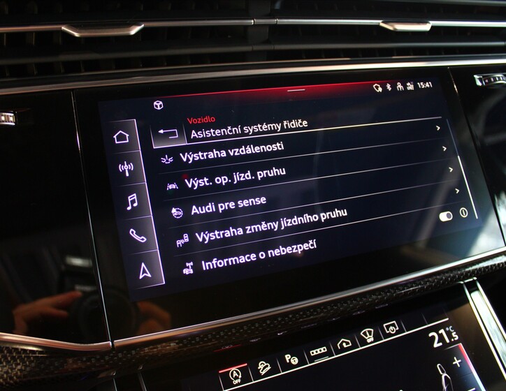 Audi SQ8 23