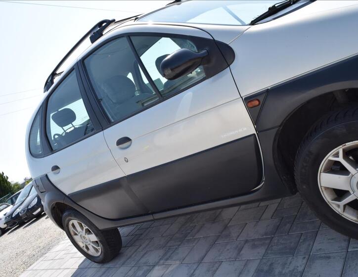 Renault Scénic 9