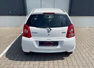 Suzuki Alto 5