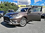 Mitsubishi Outlander 1