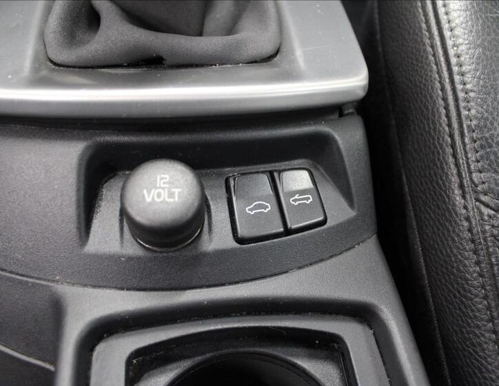 Volvo C70 24