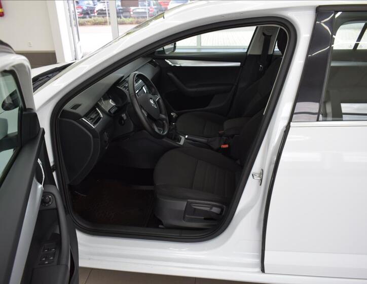 Škoda Octavia 10