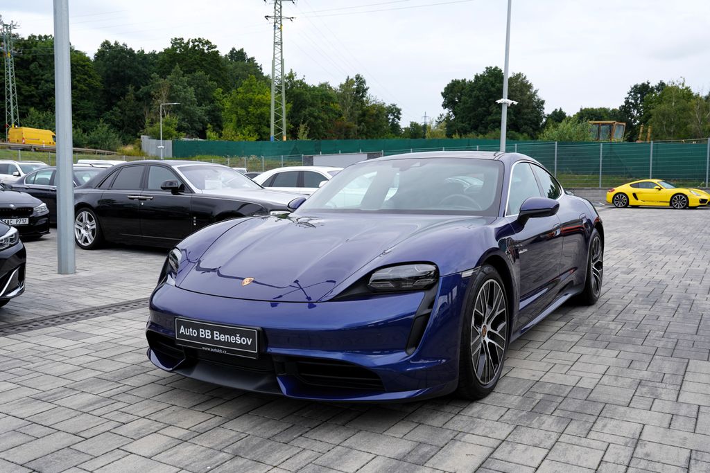 Porsche Taycan