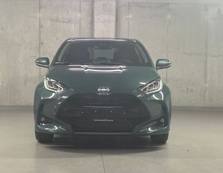 Toyota Yaris 2